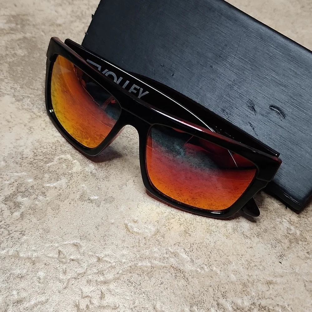 Carve Volley iridium gloss black flame sunglasses